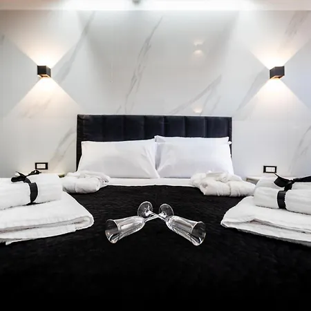 Luxury Black فندق مبيت وإفطار *